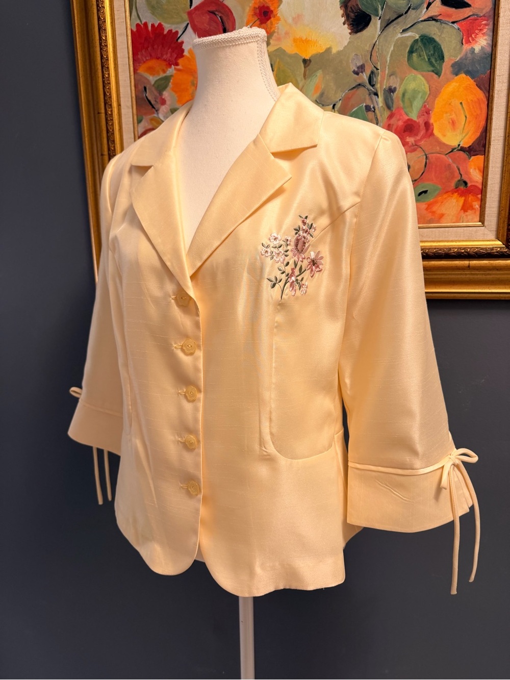 Elegant 90s Butter Yellow Embroidered Women's Jacket